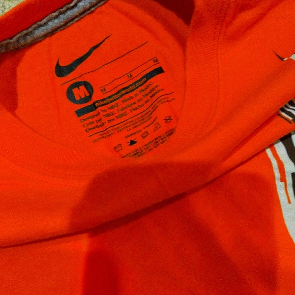 Nike Logo Short Sleeve Tee - Picture 3 of 3